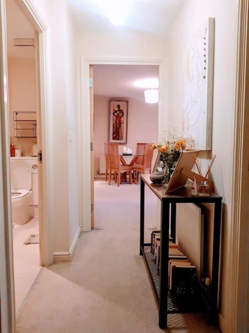 Central Spacious And Secure With A Double Bed Edgware Ngoại thất bức ảnh
